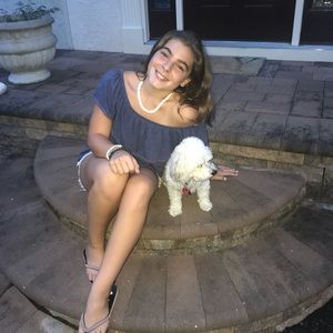 Meet your Posher, Ava